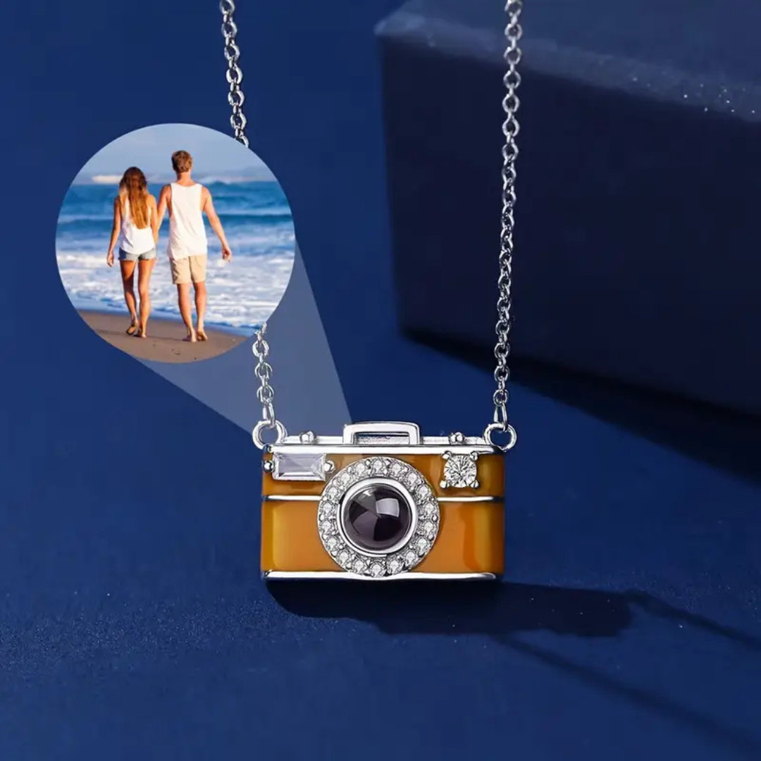 Collar Cámara Personalizada con Foto Interior | Joya Proyector Única